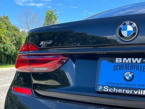 Used 2018 BMW 750i xDrive AWD/4WD image 13