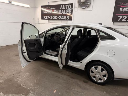 Used 2019 Ford Fiesta S FWD image 12