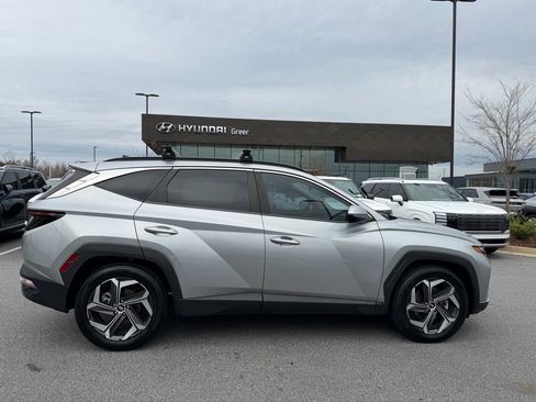 Certified 2022 Hyundai Tucson SEL w/ Convenience Package image 2