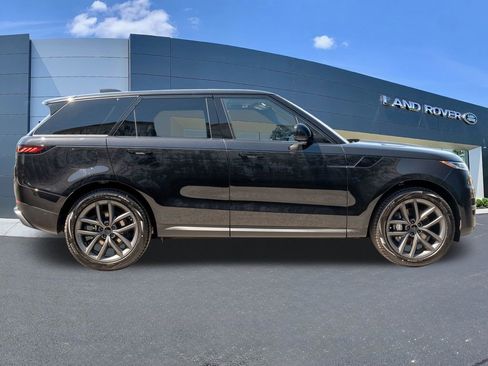 New 2026 Land Rover Range Rover Sport SE AWD/4WD image 8