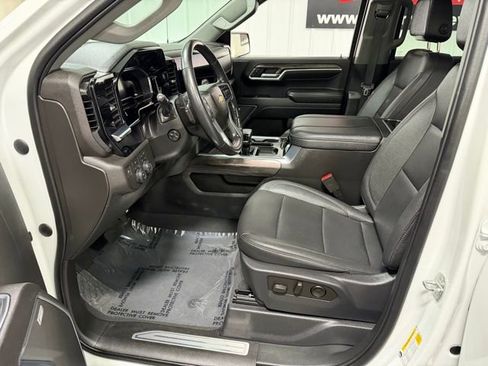 Used 2023 Chevrolet Silverado 1500 LTZ w/ LTZ Convenience Package II AWD/4WD image 10