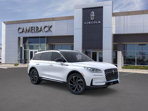 New 2026 Lincoln Corsair Reserve FWD image 7