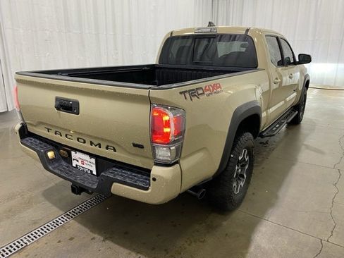 Certified 2020 Toyota Tacoma TRD Off-Road image 4