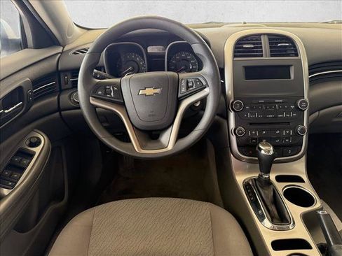 Used 2015 Chevrolet Malibu LS FWD image 11