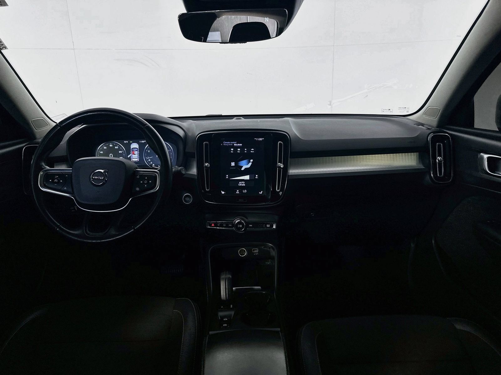 Used 2020 Volvo XC40 T5 Momentum AWD/4WD image 21