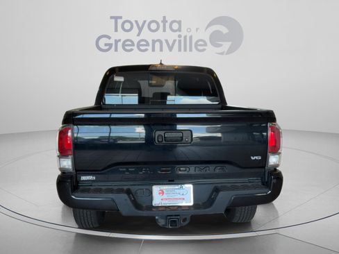 Certified 2023 Toyota Tacoma TRD Off-Road w/ Technology Package AWD/4WD image 5