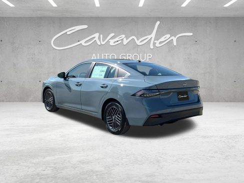 New 2027 Nissan Sentra SV FWD image 15