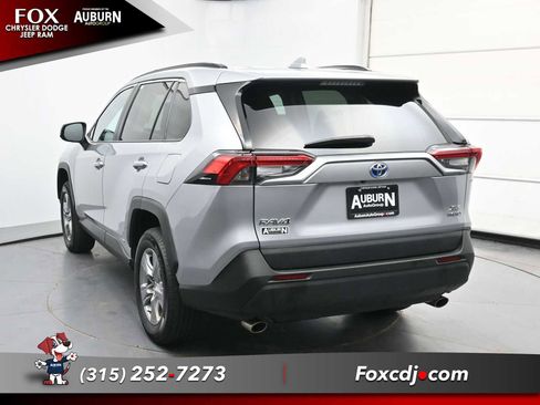 Used 2024 Toyota RAV4 XLE w/ Convenience Package AWD/4WD image 15