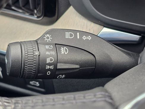 Used 2020 Volvo XC60 T5 Inscription w/ Protection Package Premier image 25