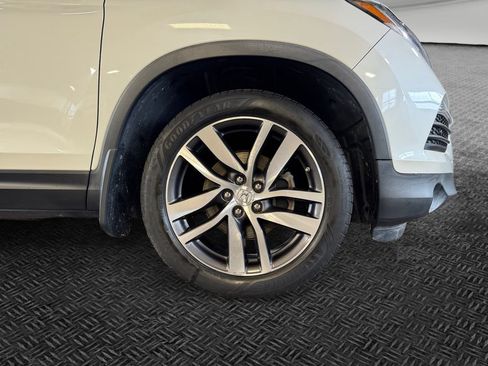 Used 2016 Honda Pilot Elite image 11