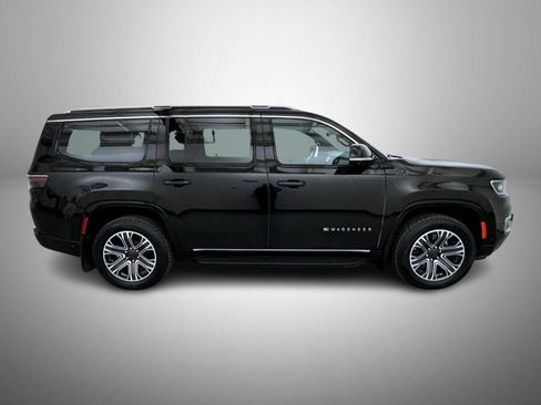 Certified 2023 Jeep Wagoneer 4WD w/ Premium Group I image 4