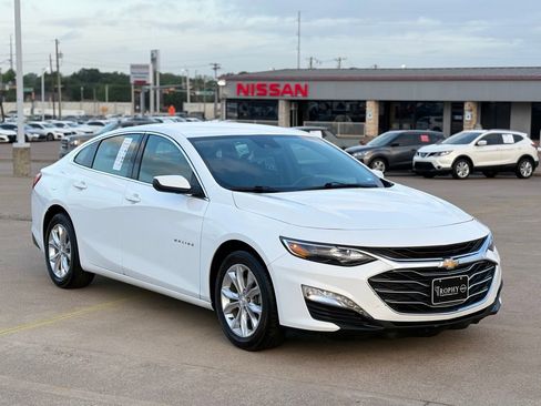Used 2024 Chevrolet Malibu LT FWD image 5