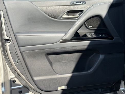Used 2023 Lexus LX 600 4WD w/ Appearance Package image 47