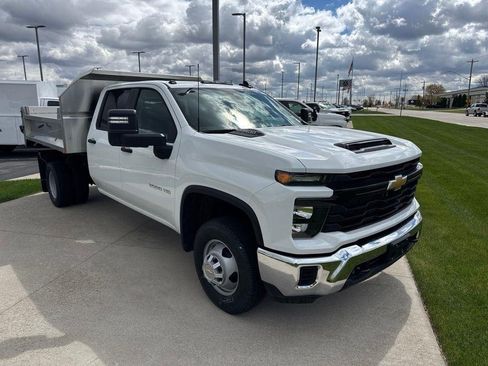 New 2026 Chevrolet Silverado 3500 W/T w/ WT Convenience Package AWD/4WD image 1