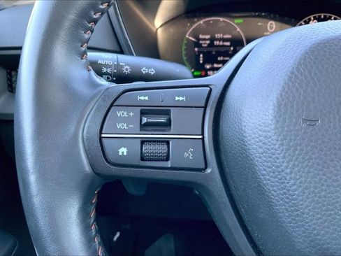 Used 2025 Honda CR-V Sport-L image 18