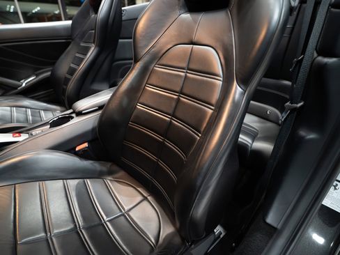 Used 2015 Ferrari California T image 11