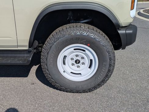 New 2026 Ford Bronco Heritage Edition image 11