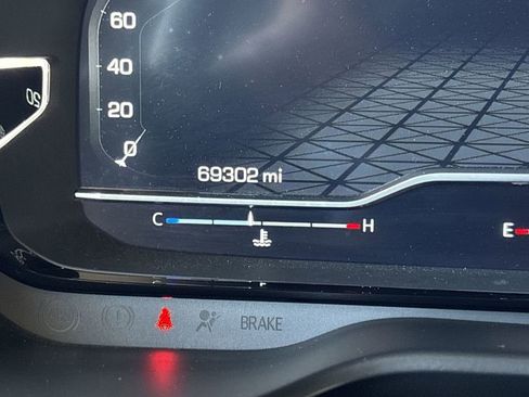 Certified 2022 GMC Yukon XL Denali image 12