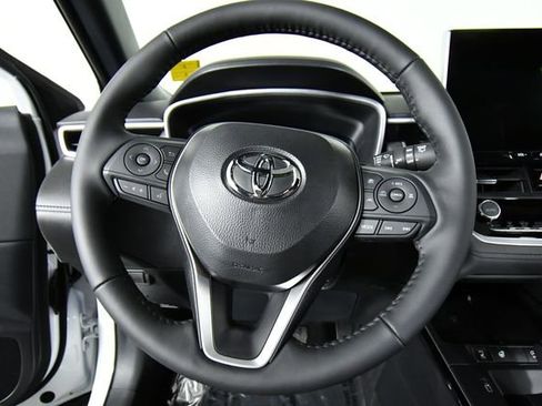 New 2026 Toyota Corolla Cross XLE image 2