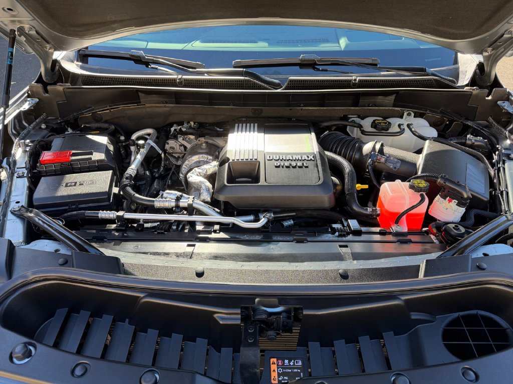 Used 2024 GMC Yukon Denali AWD/4WD image 19