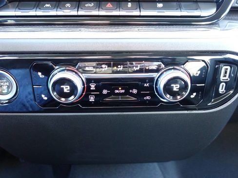 Used 2024 GMC Sierra 1500 Elevation image 39