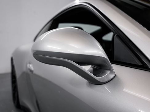 Used 2015 Porsche 911 Carrera GTS RWD image 39