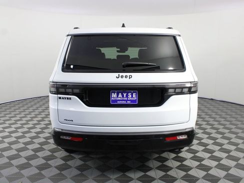New 2026 Jeep Grand Wagoneer Limited AWD/4WD image 29