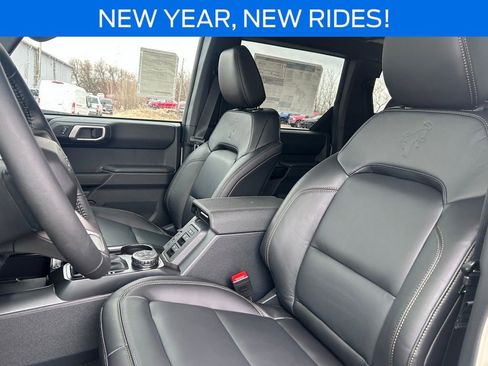 New 2026 Ford Bronco Badlands AWD/4WD image 16