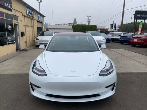 Used 2018 Tesla Model 3 Long Range image 6