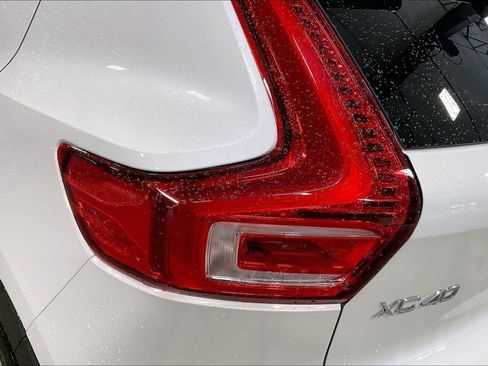 Used 2023 Volvo XC40 B5 Ultimate w/ Protection Package Premier AWD/4WD image 24
