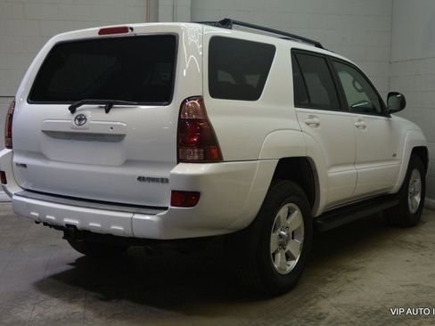 Used 2005 Toyota 4Runner SR5 RWD image 4
