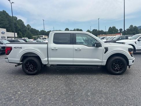 Used 2024 Ford F150 XLT w/ Equipment Group 302A MID AWD/4WD image 9