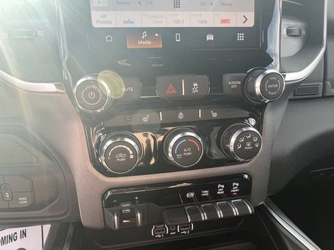 Used 2025 RAM 3500 Big Horn image 19