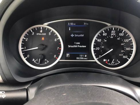 Used 2019 Nissan Sentra SR FWD image 19