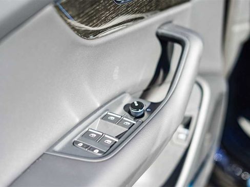 New 2026 Audi Q8 Premium image 22