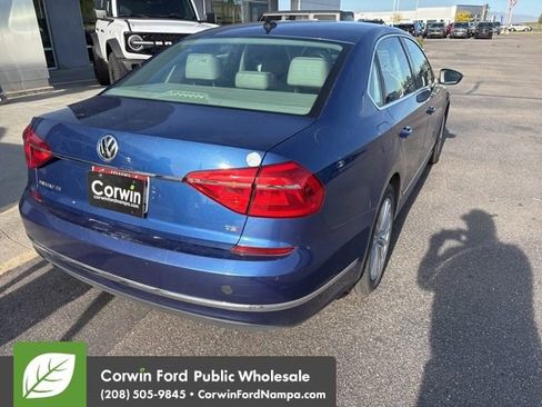 Used 2016 Volkswagen Passat 1.8T SE FWD image 7
