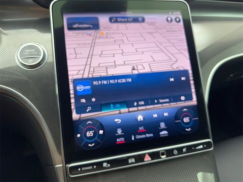 Used 2024 Mercedes-Benz C 300 C 300 image 60