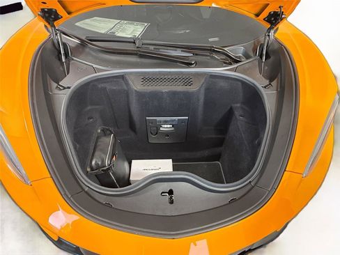 Used 2025 McLaren GTS image 18