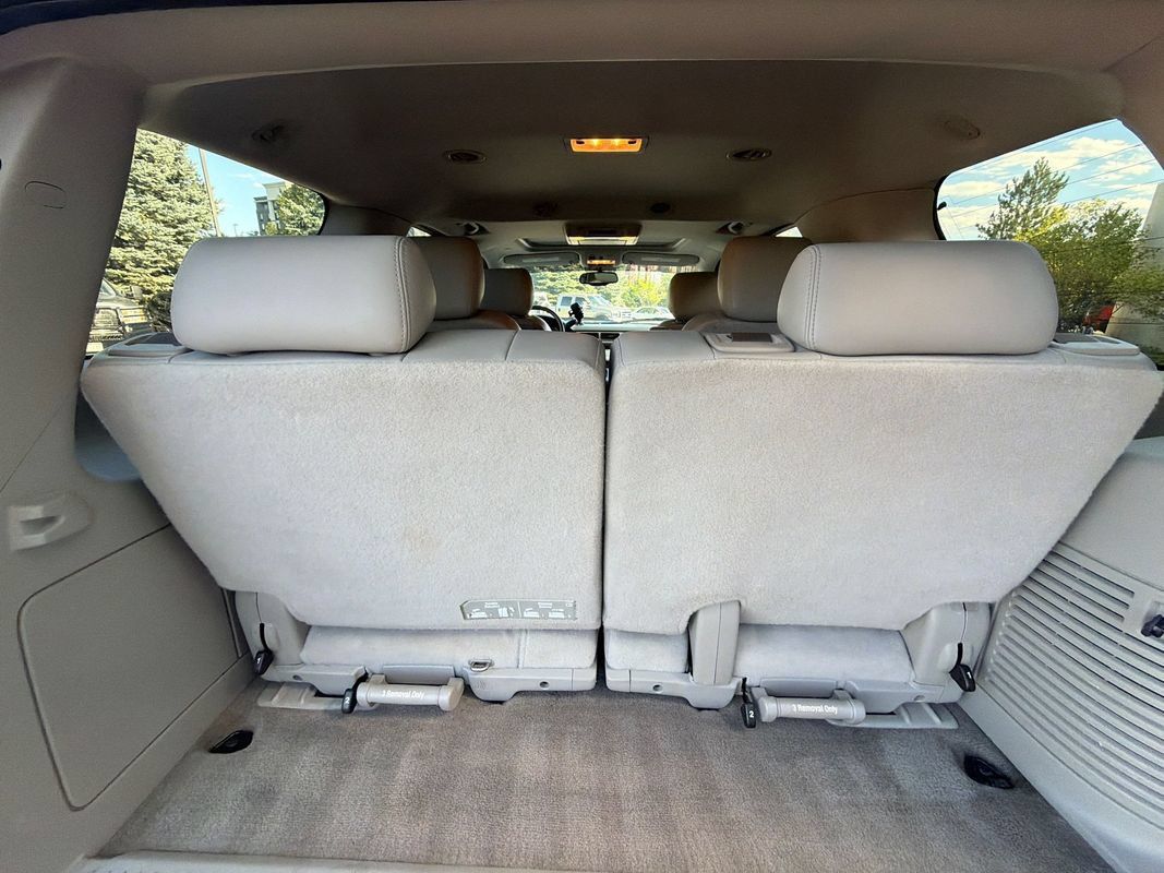 Used 2014 Chevrolet Tahoe LTZ RWD image 17
