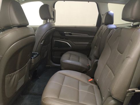 Used 2022 Kia Telluride SX FWD image 18