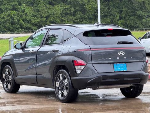 Certified 2025 Hyundai Kona SEL FWD image 12