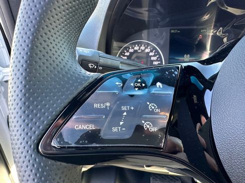 Used 2025 Mercedes-Benz Sprinter 2500 image 13