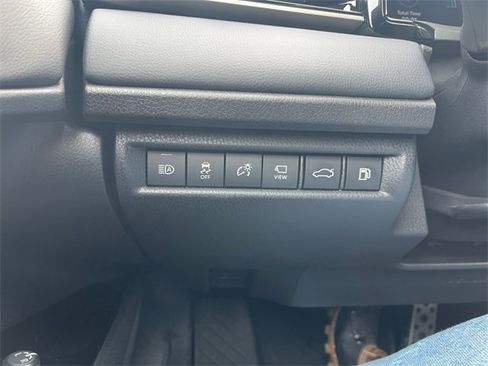 Used 2025 Toyota Camry XSE image 21