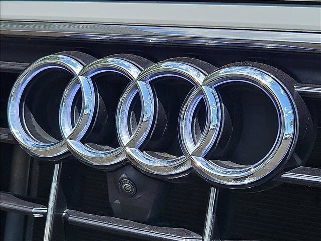 Used 2023 Audi Q8 Prestige AWD/4WD image 28