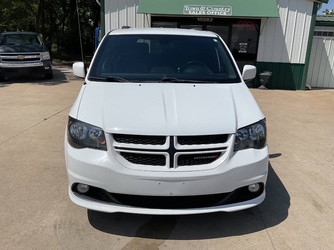 Used 2019 Dodge Grand Caravan GT FWD image 4