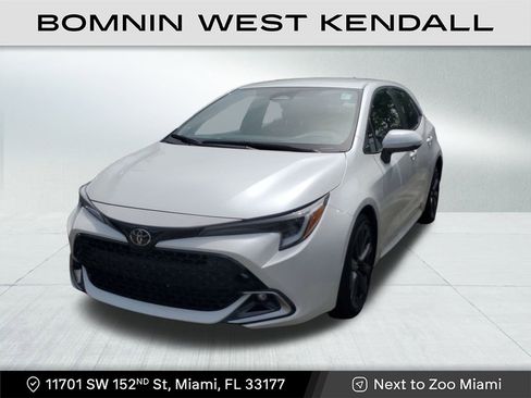 Used 2023 Toyota Corolla XSE image 3