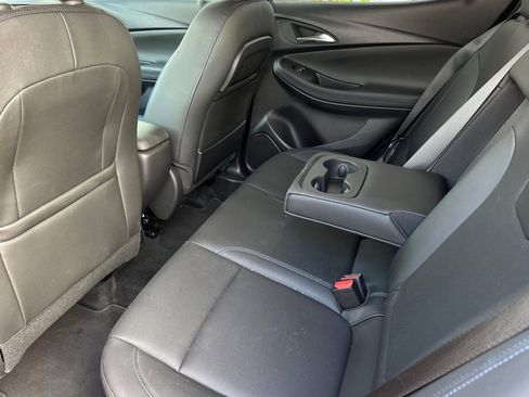 Used 2025 Buick Encore GX Sport Touring w/ Advanced Technology Package image 12