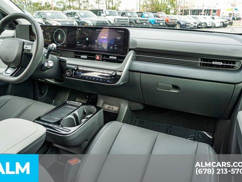 Used 2025 Hyundai Ioniq 5 SEL AWD/4WD image 24