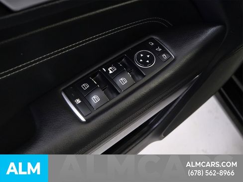Used 2017 Mercedes-Benz E 400 4MATIC Coupe image 45