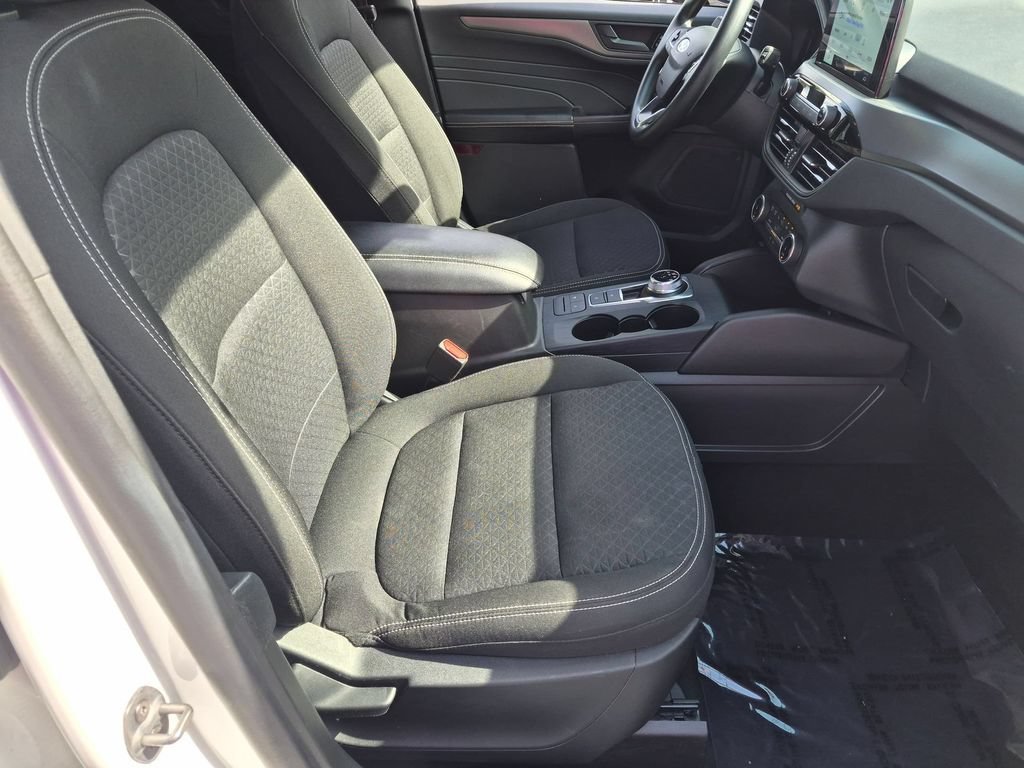 Used 2025 Ford Escape Active FWD image 28